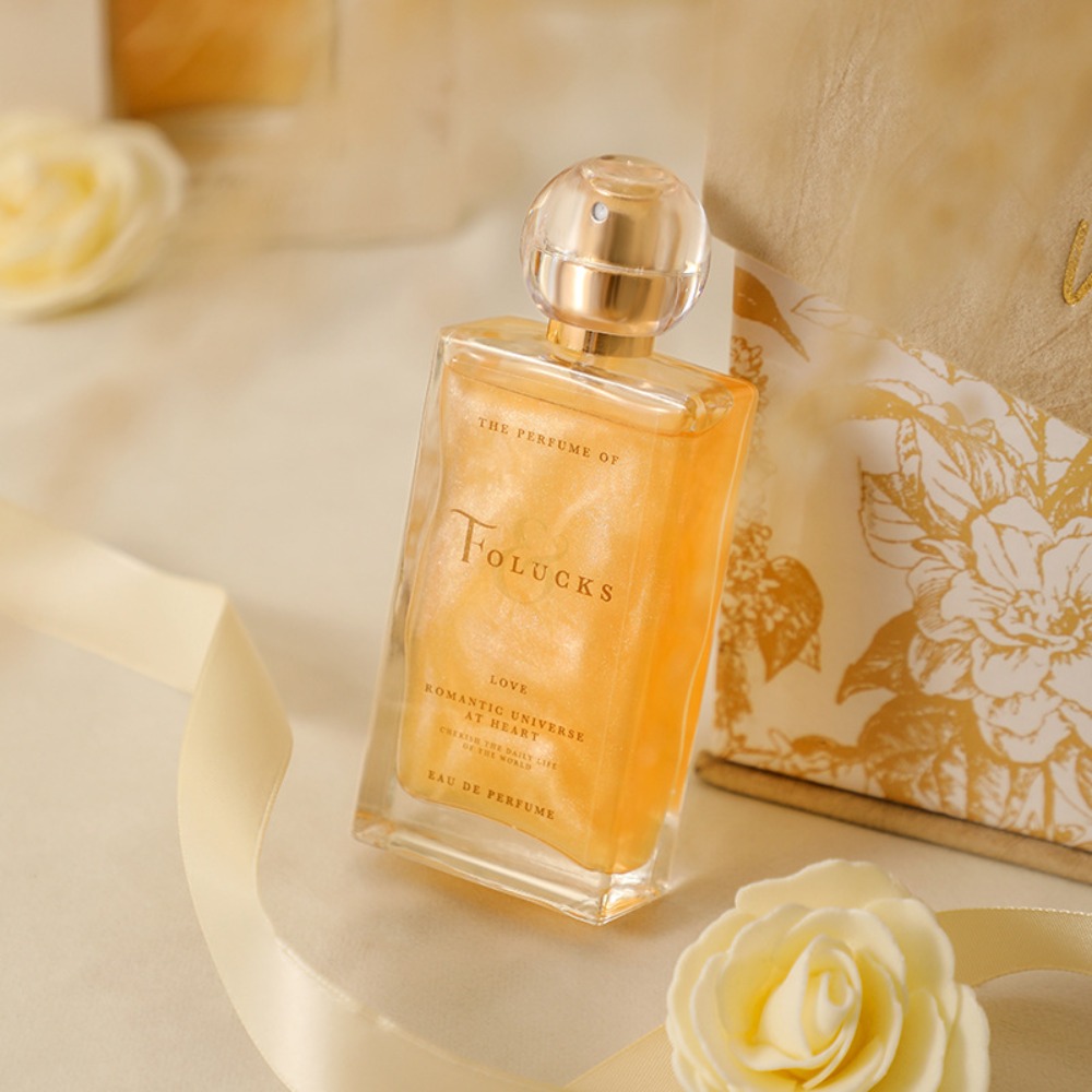 A fresh and natural floral-fru - The Collection Perfume Fragrance 评论和价格